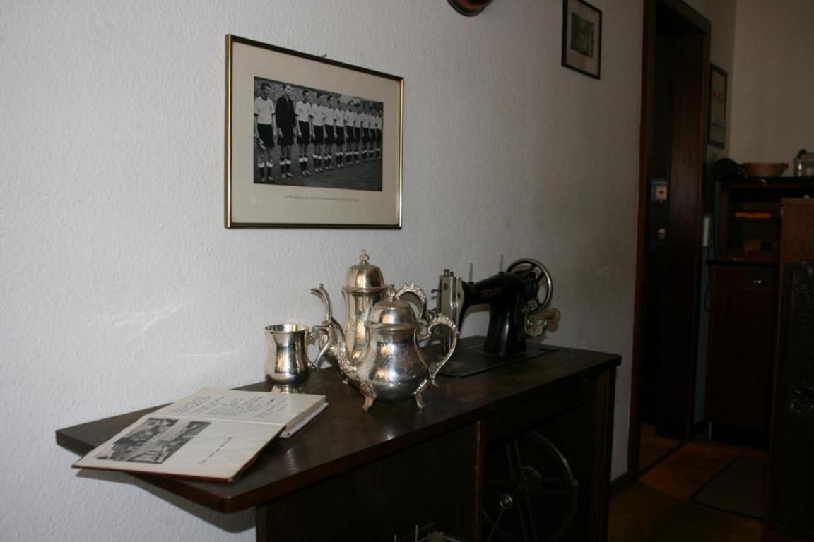 Hotel Diening Essen Esterno foto